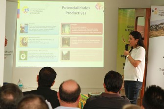 Gobiernos locales de Pastaza conocieron planificación binacional con enfoque fronterizo