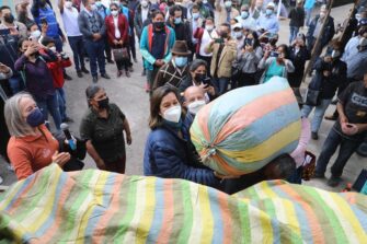 Se realiza primera exportación de Tara a Perú